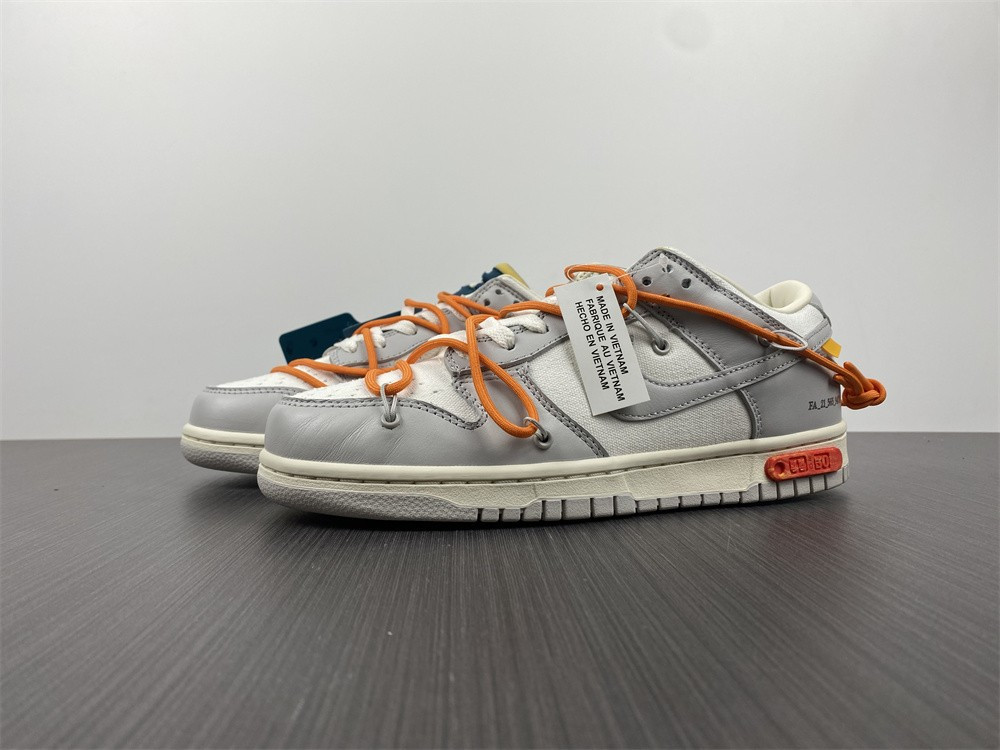 NIKE DUNK LOW OW LOT 44 OF 50 DM1602-104