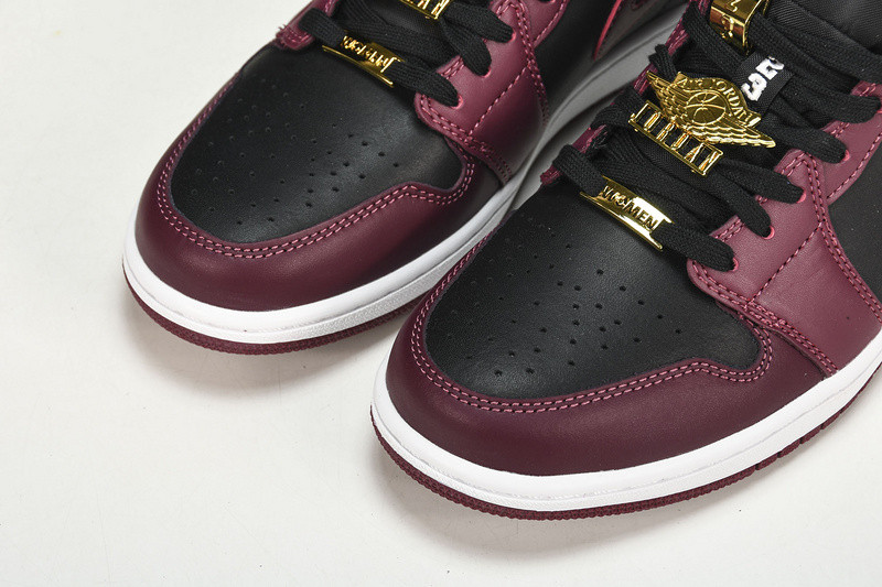 Jordan 1 Low Dark Beetroot Black DB6491-600