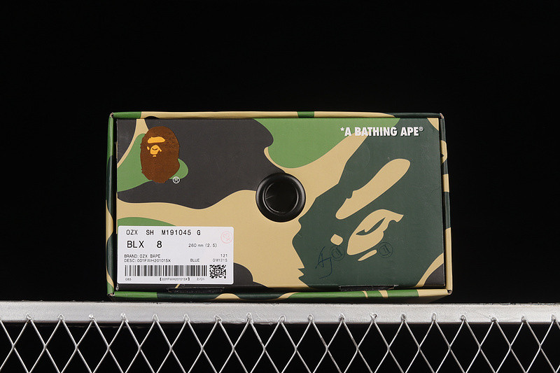 BAPE SNEAKERS