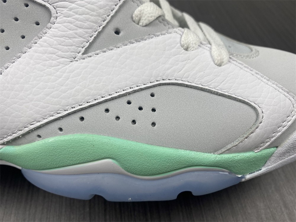 Air Jordan 6 WMNS “Mint Foam” DQ4914-103