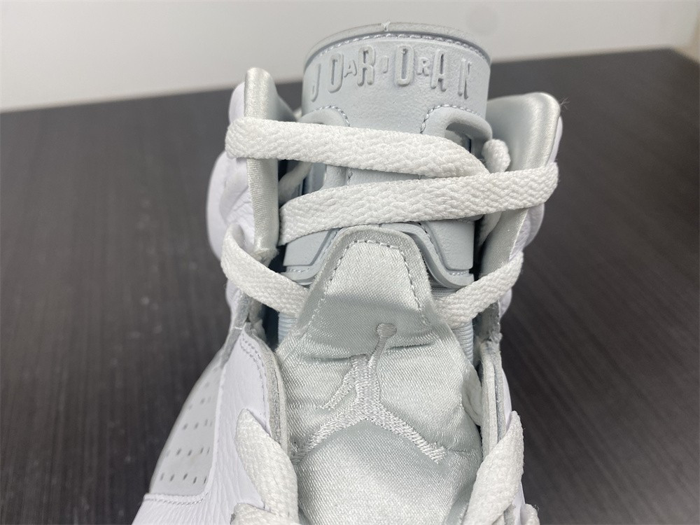 Air Jordan 6 WMNS “Mint Foam” DQ4914-103