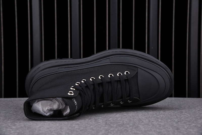 a1exa*der Mcqv*en sneaker