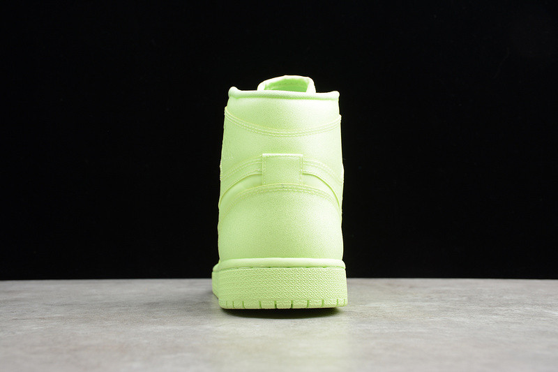 AIR JORDAN 1 WMNS BARELY VOLT AH7389-700