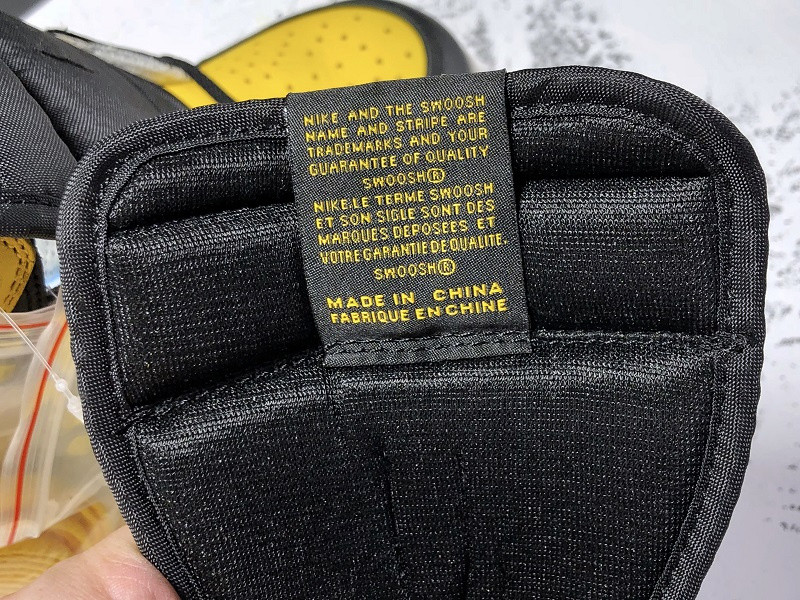 AIR JORDAN 1 YELLOW TOE AJ1 OG AR1020-700