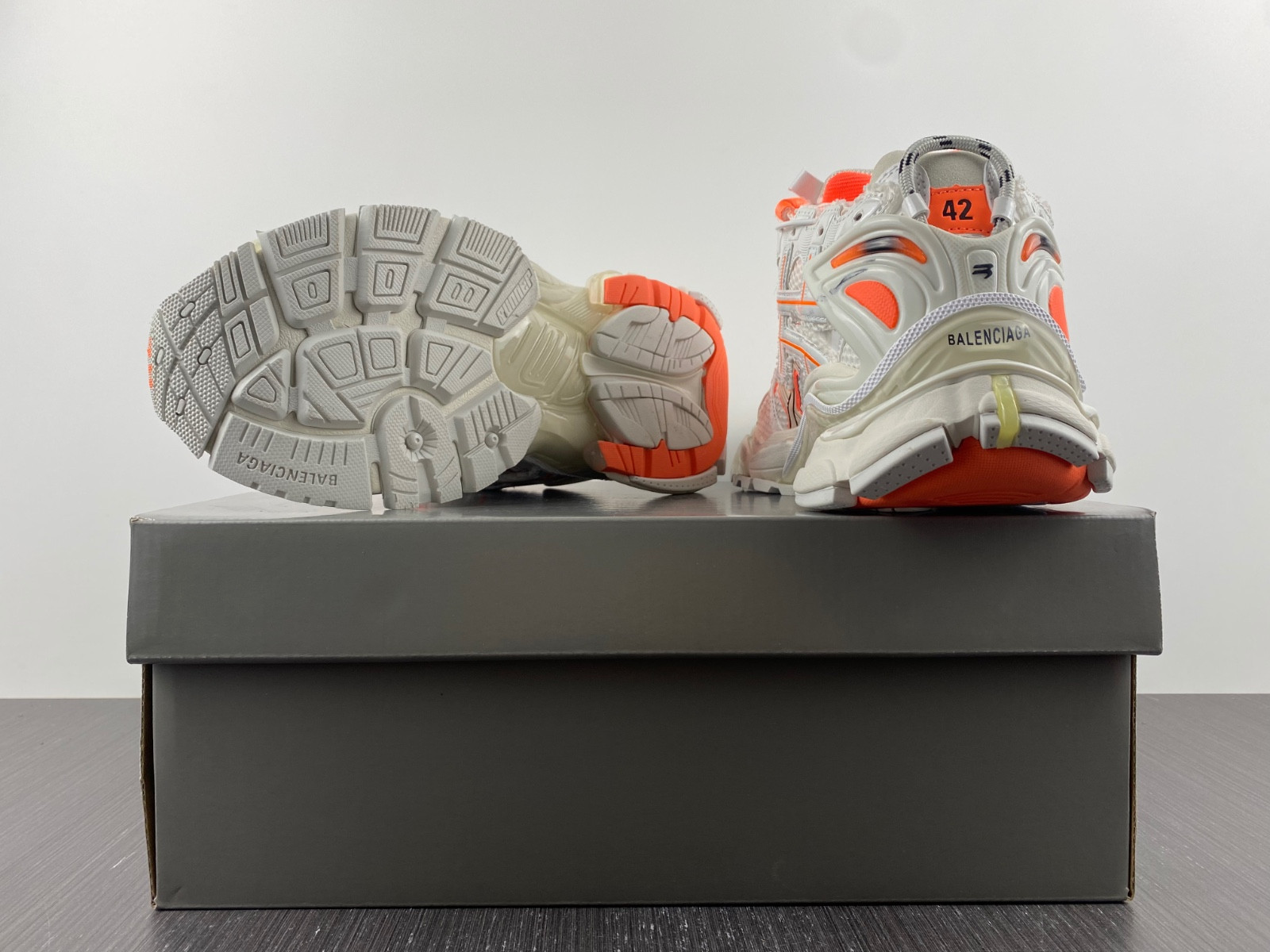 Ba*len*cia*ga runner 677403 w1rb2 2115