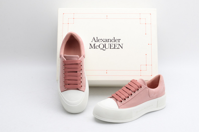 a1exa*der Mcqv*en sneaker
