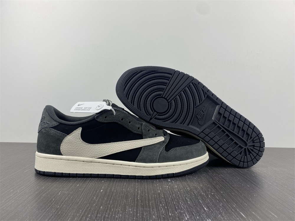 Travis Scott x Air Jordan 1 Low OG DM7866-001