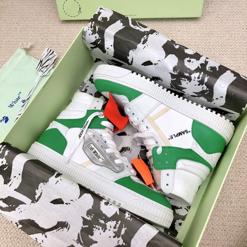 Off-White c/o Virgil Abloh