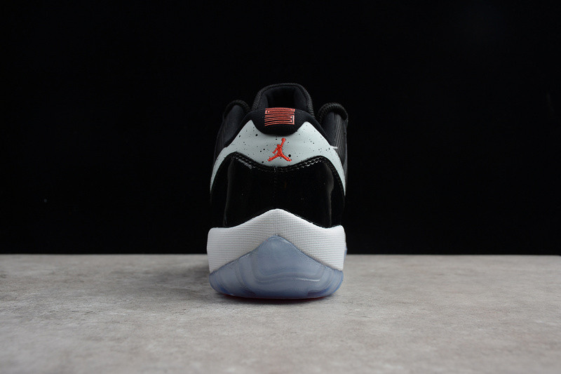 AIR JORDAN 11 RETRO LOW "INFRARED" 528895-023