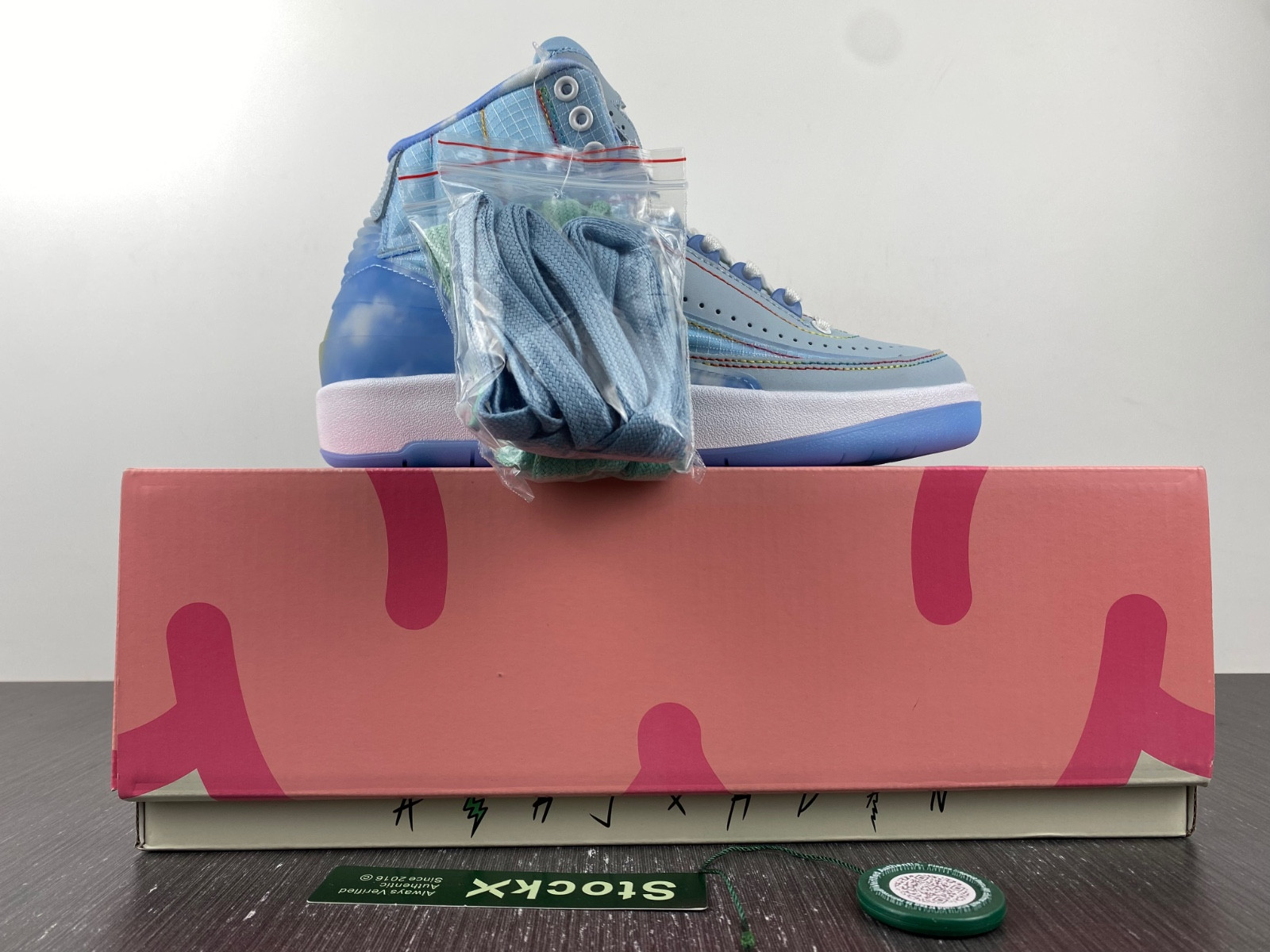 Jordan 2 Retro J Balvin DQ7691-419