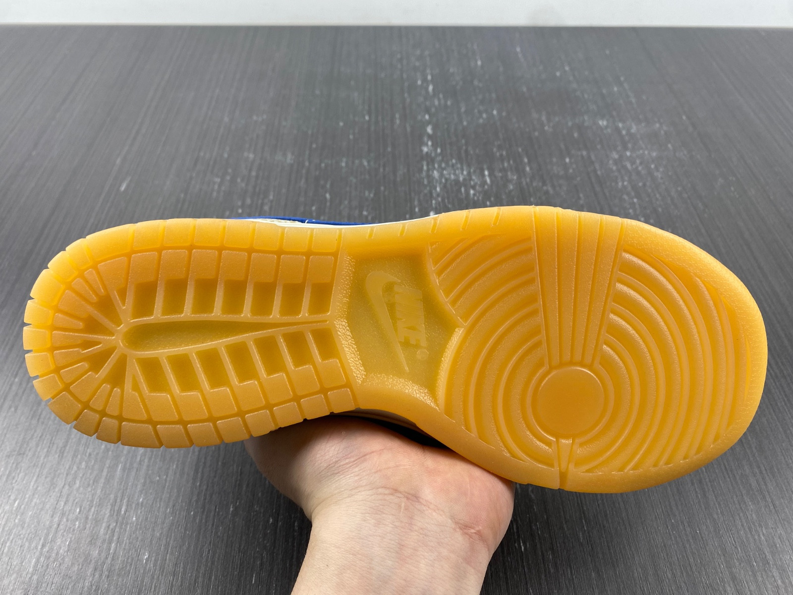 Nike Dunk Low "Sesame Seed Bun" DZ4853-200