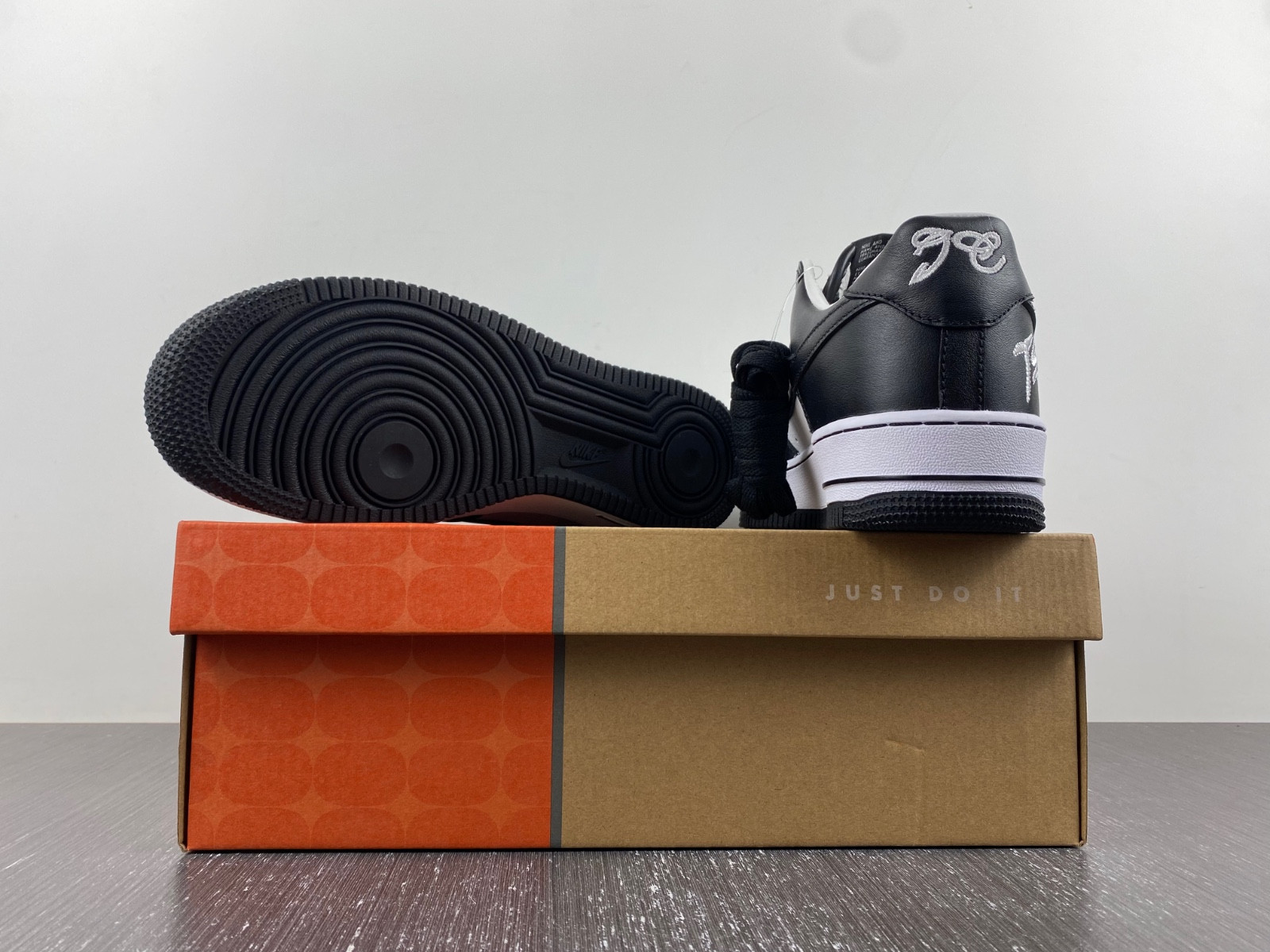 Fat Joe Terror Squad Nike Air Force 1 FJ5756-100