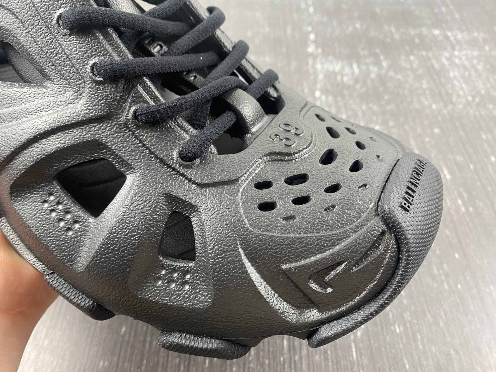 Ba*len*cia*ga blc* hd lace-up sneaker 702416w3ces1000