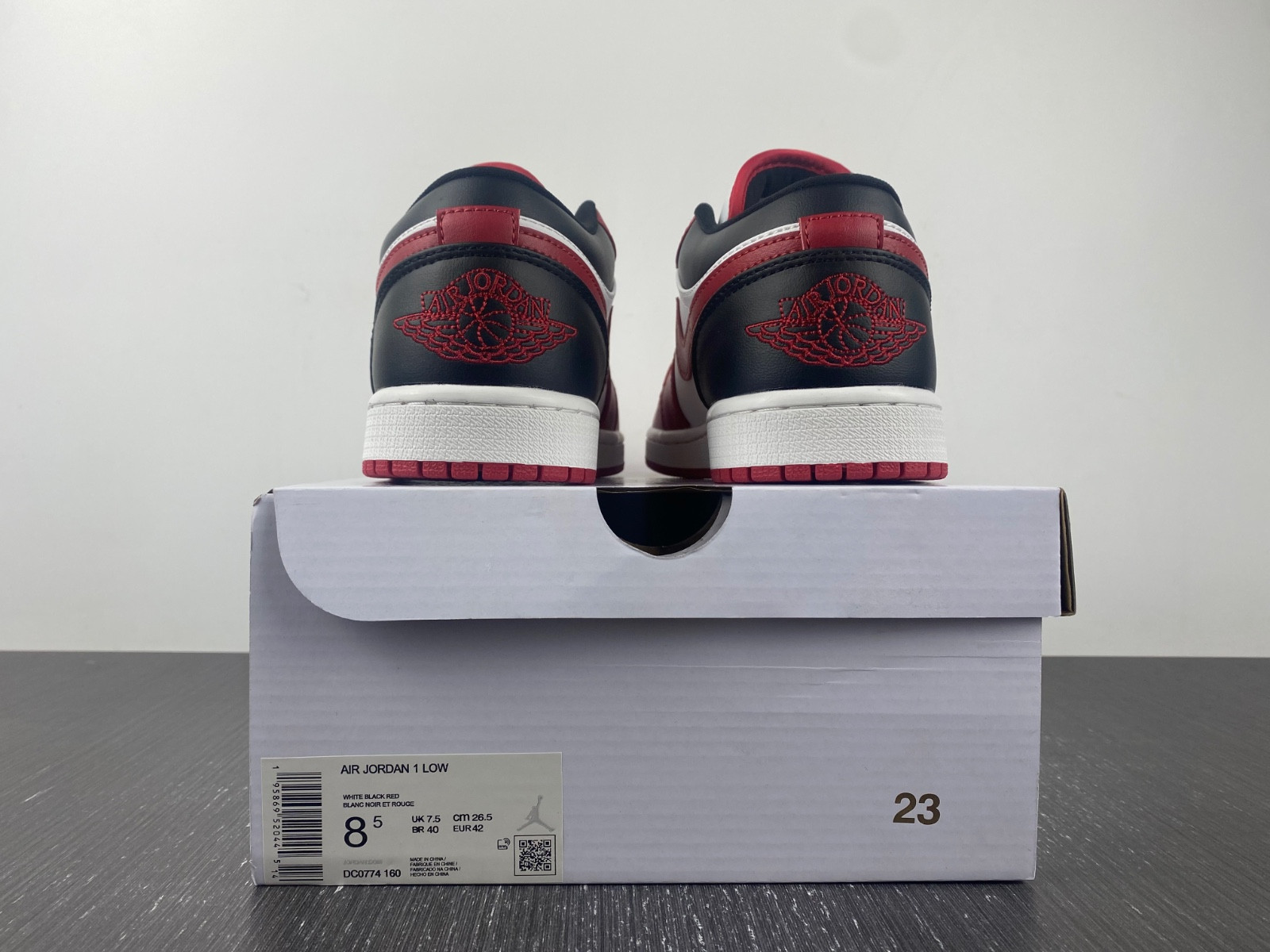 Jordan 1 Low Reverse Black Toe (W) - DC0774-160