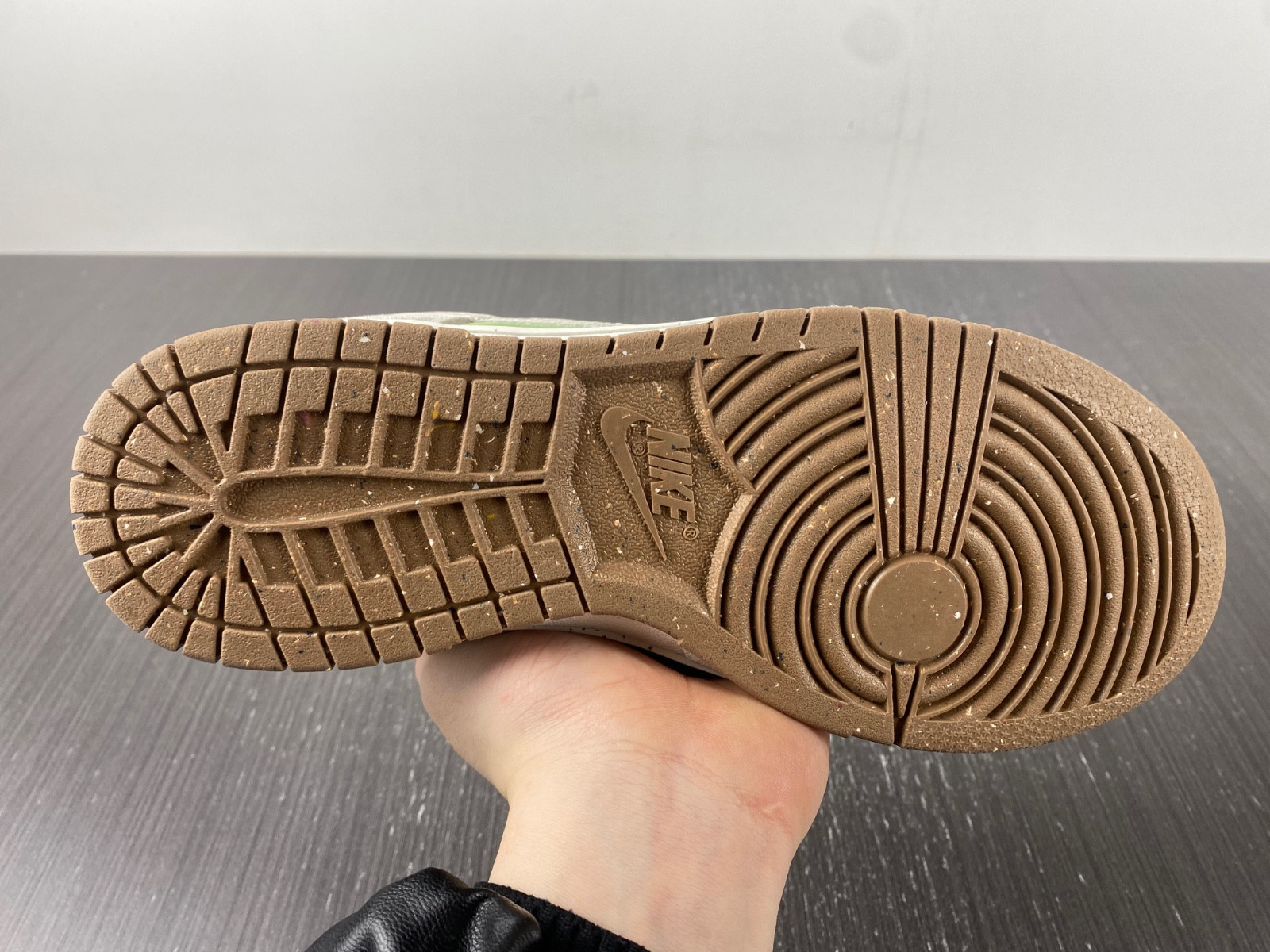 Nike Dunk Low SE 85 D09457 -100