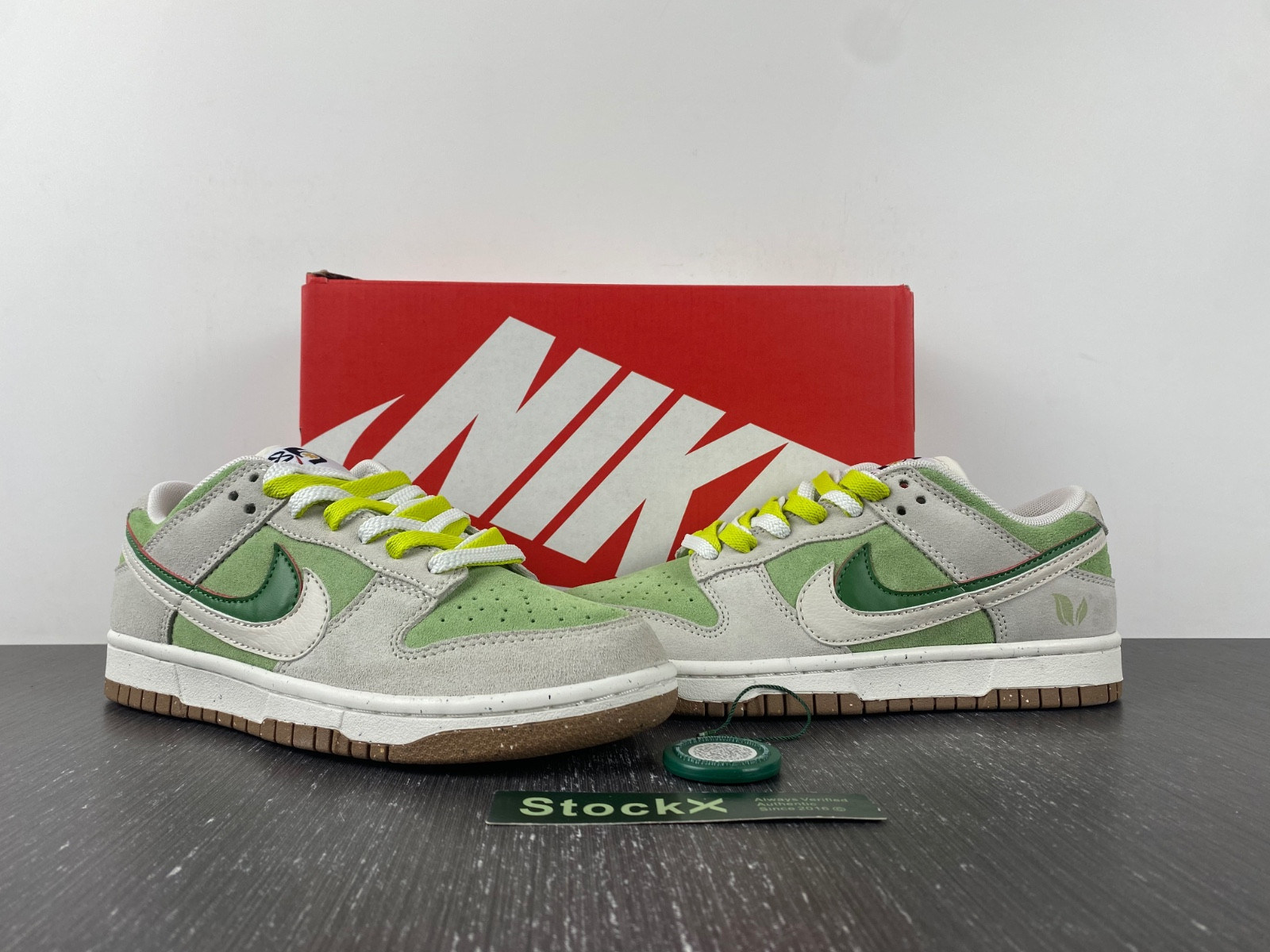 Nike Dunk Low SE 85 D09457 -100