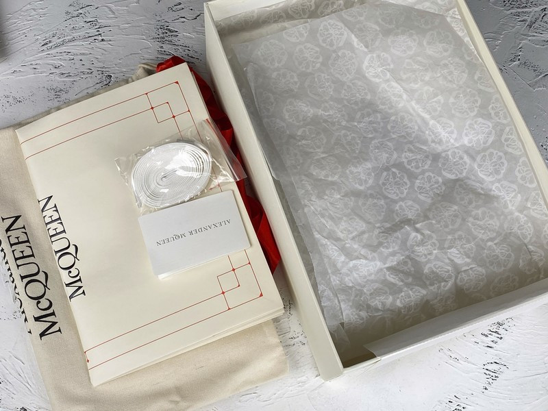 a1exa*der Mcqv*en sneaker