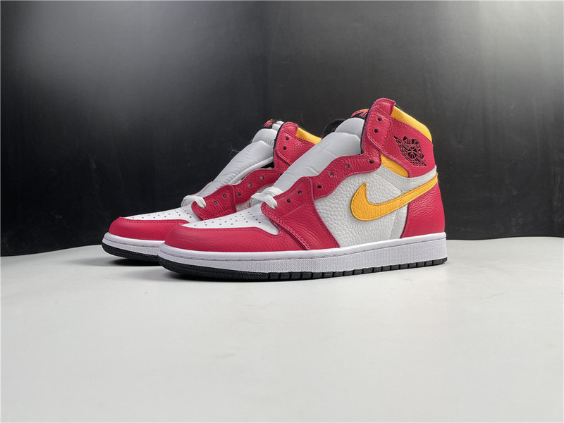 Air Jordan 1 High OG“Light Fusion Red” 555088-603