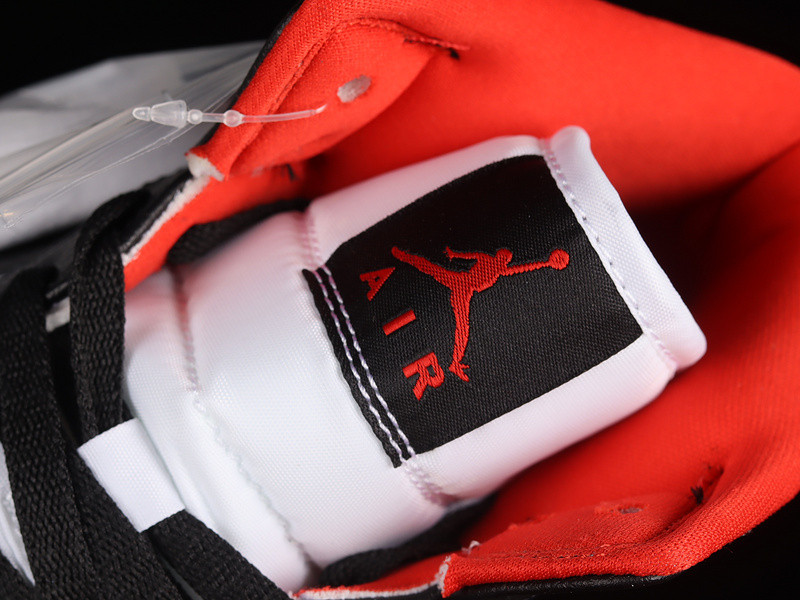 Air Jordan 1 Mid WMNS Black Gym Red BQ6472-061