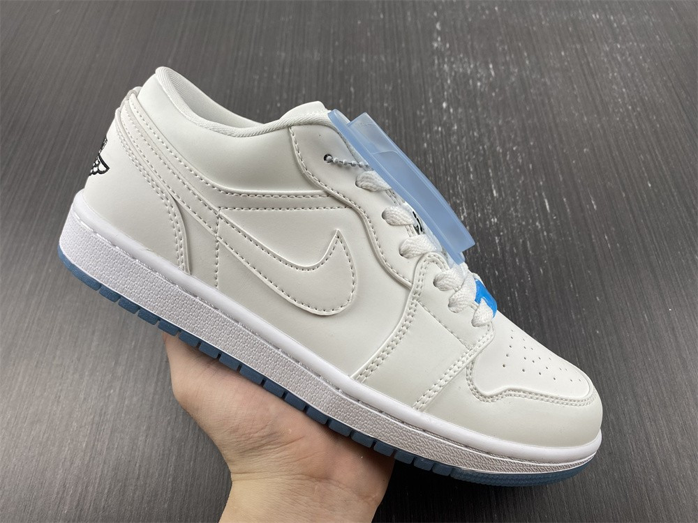 Air Jordan 1 Low "UV Reactive" | DA8301-101