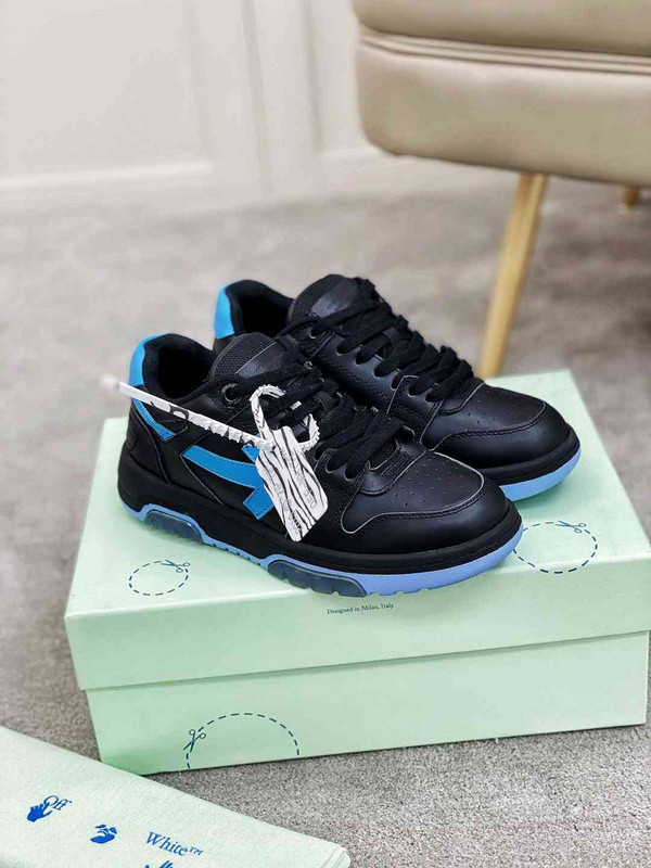 Off-White c/o Virgil Abloh