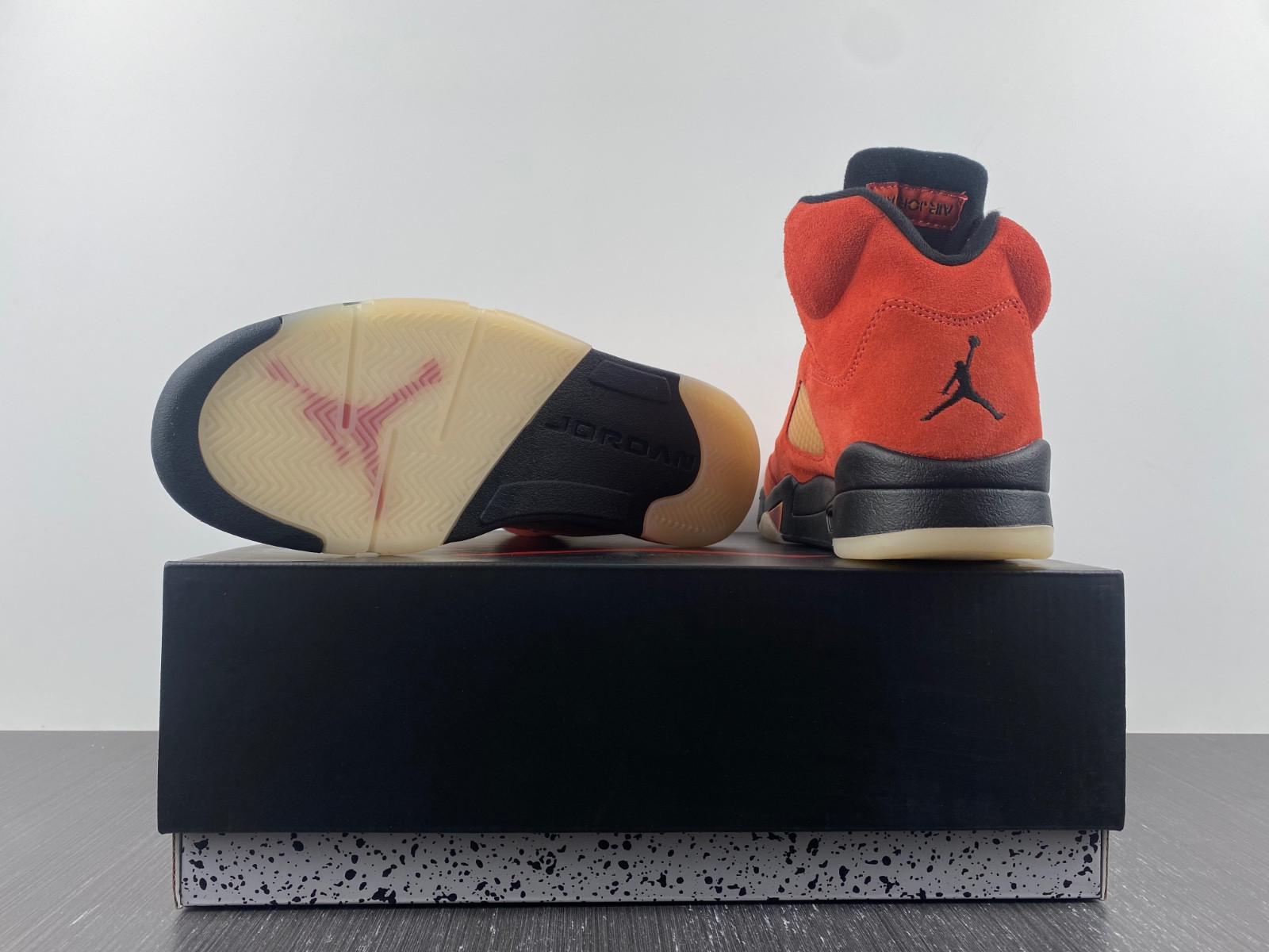 Air Jordan 5 WMNS "Mars For Her" DD9336-800