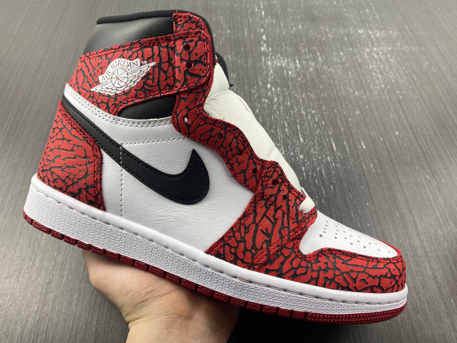 AIR JORDAN 1 HIGH DZ5485-061