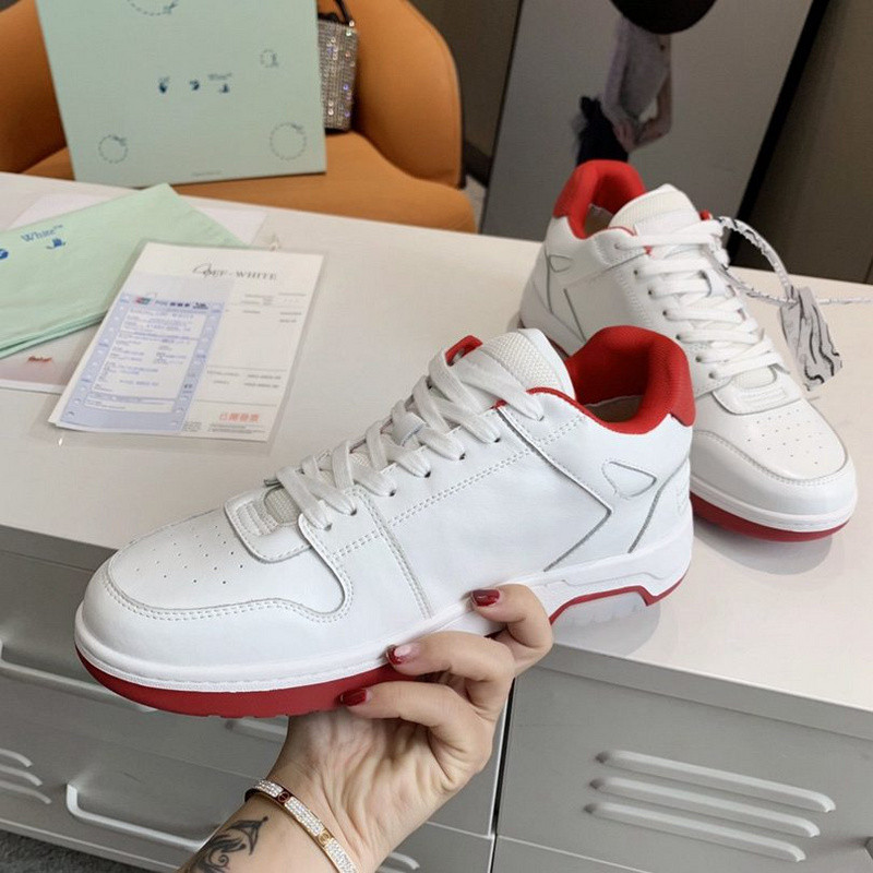 Off-White c/o Virgil Abloh