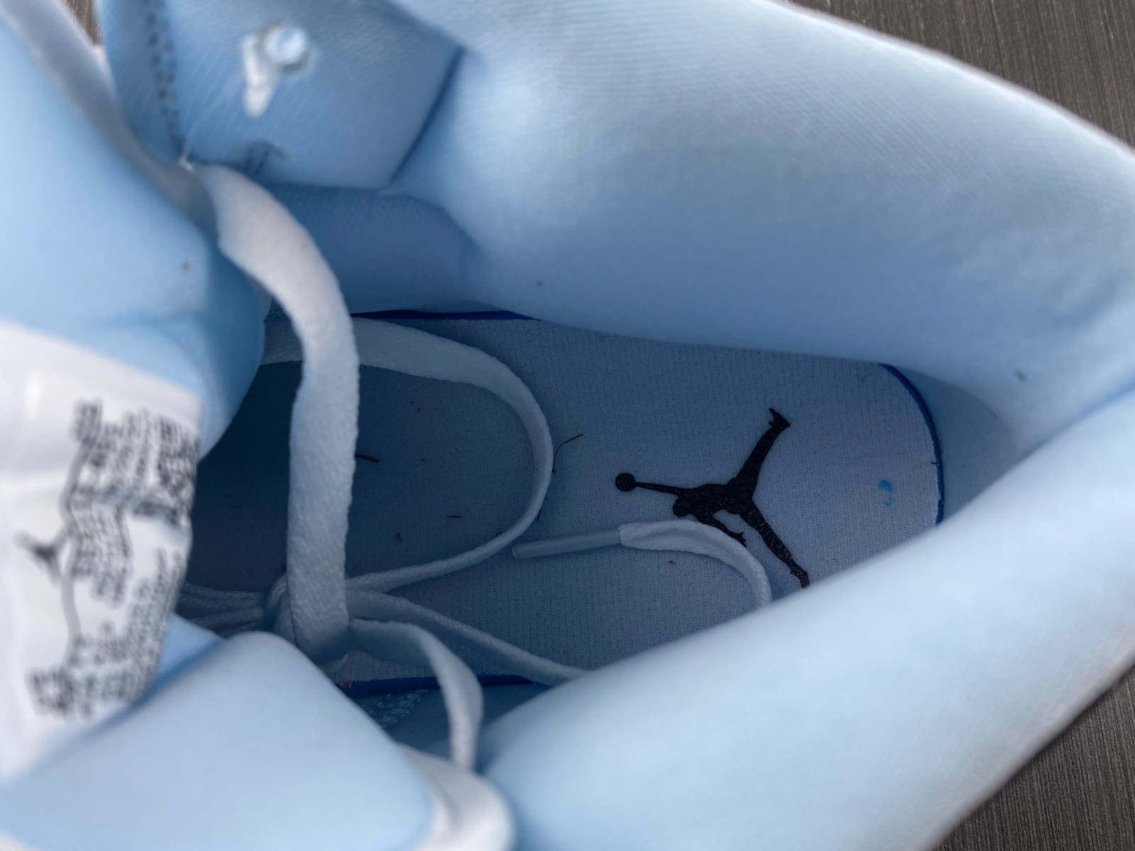 Jordan 1 Mid Ice Blue (GS) - 555112-401