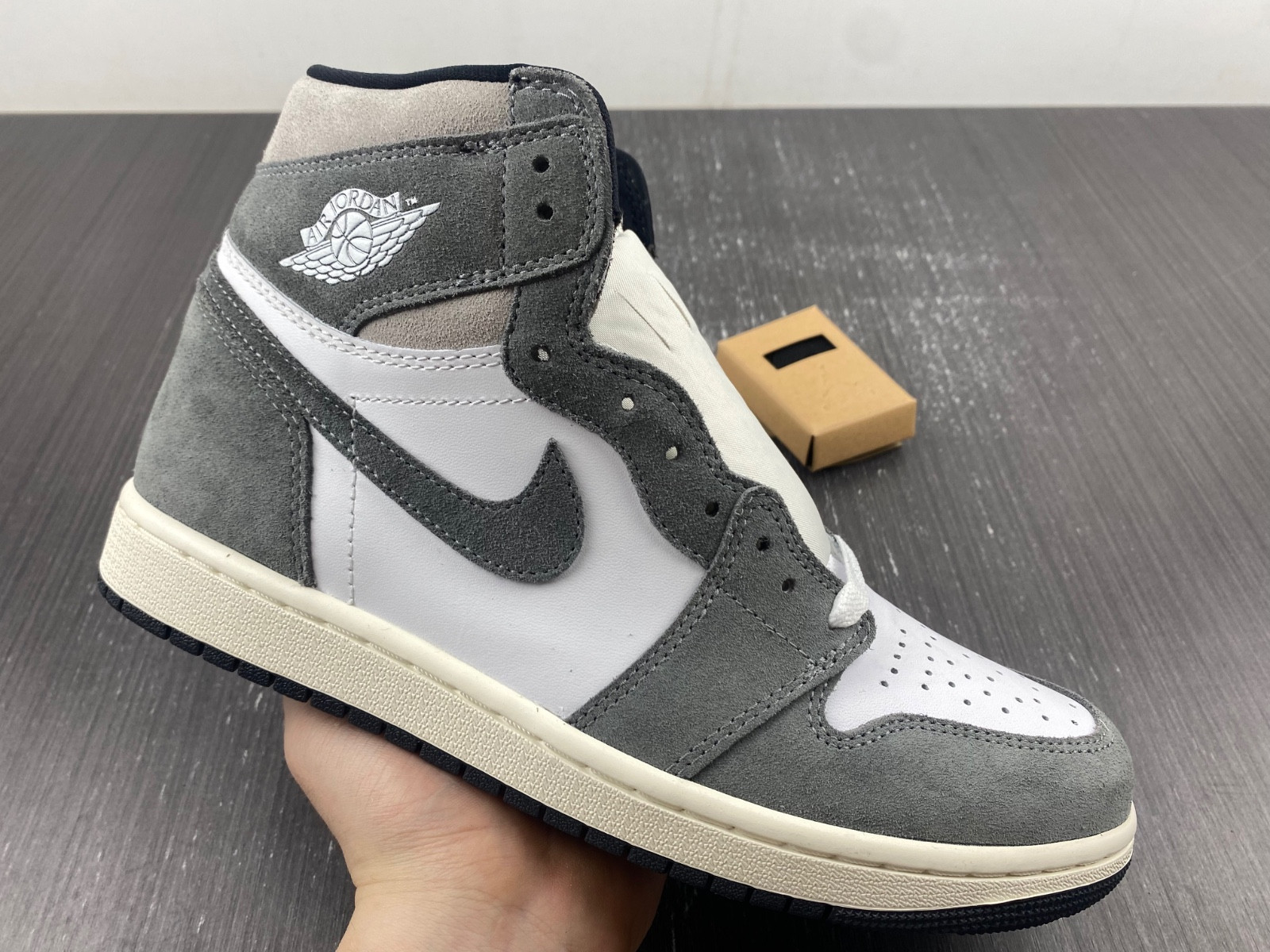 Jordan 1 Retro High OG Washed Black - DZ5485-051