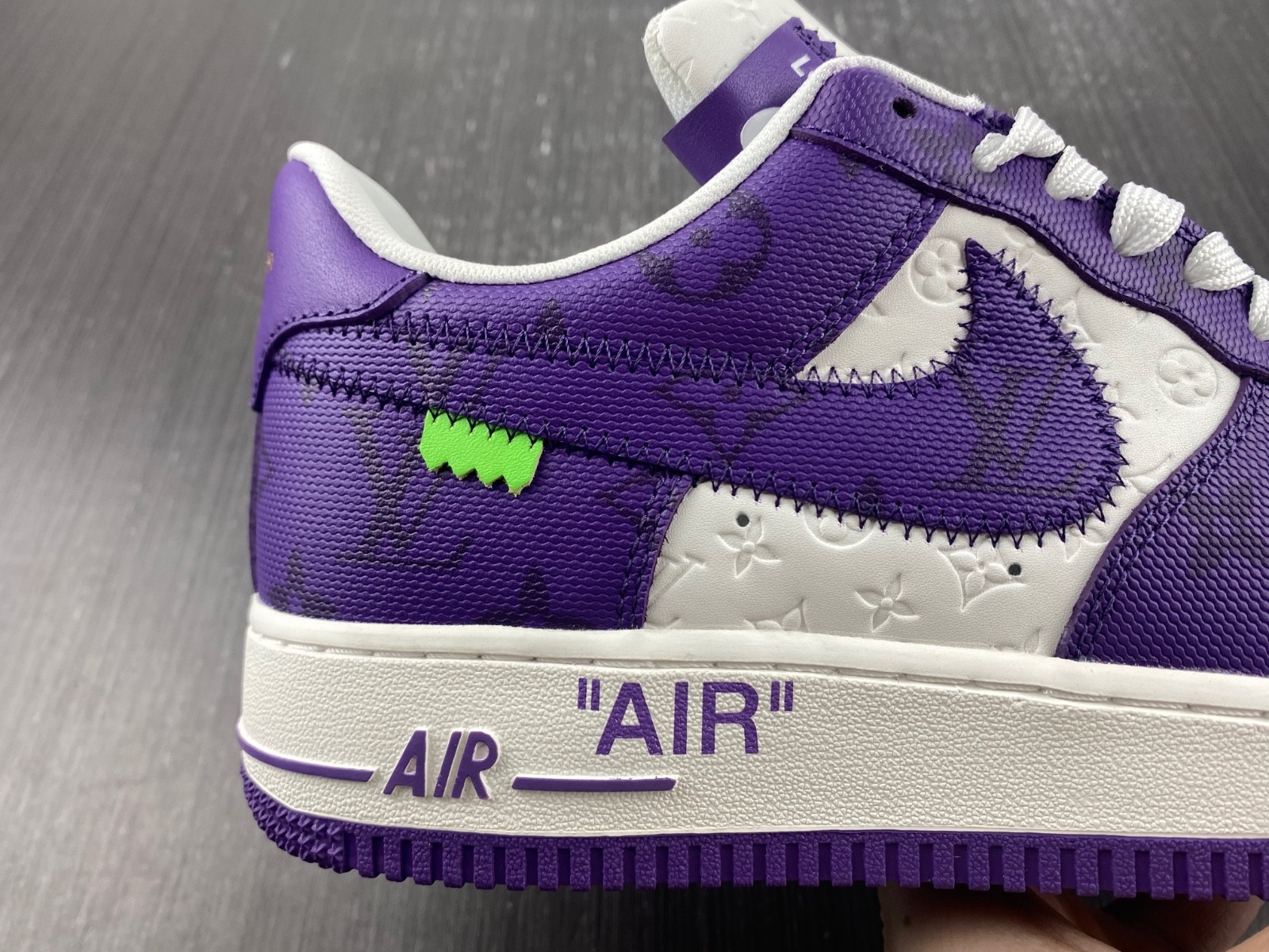 NIKE AIR FORCE 1 LOW BY VIRGIL ABLOH