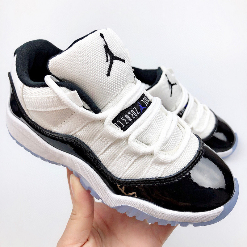 AIR JORDAN 11 KIDS SHOES