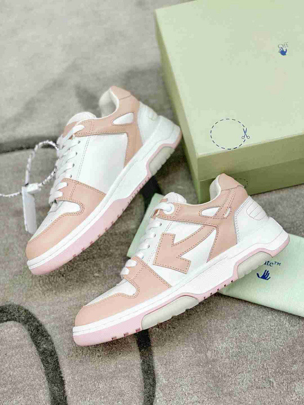 Off-White c/o Virgil Abloh