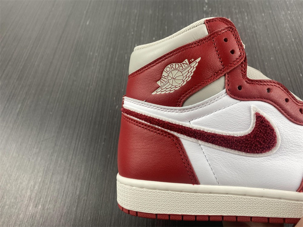 Jordan 1 High OG Newstalgia Chenille DJ4891-061