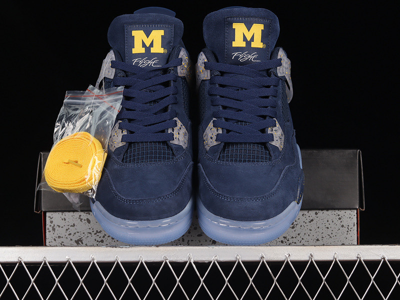 Jordan 4 Retro Michigan (PE) AJ4 1036660