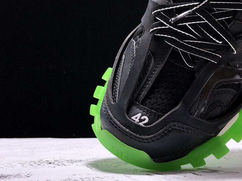 Ba*len*cia*ga track trainer (black glow) 570391 w1gb1 1003