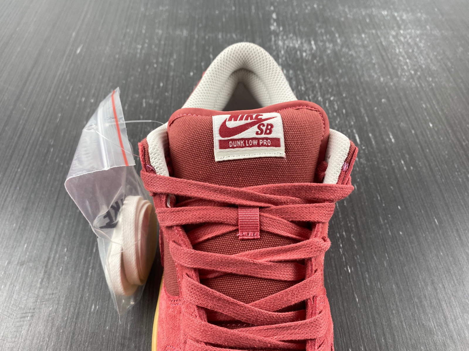 Nike SB Dunk Low "Adobe" DV5429-600