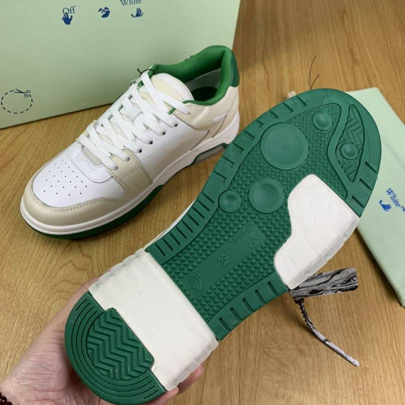 Off-White c/o Virgil Abloh