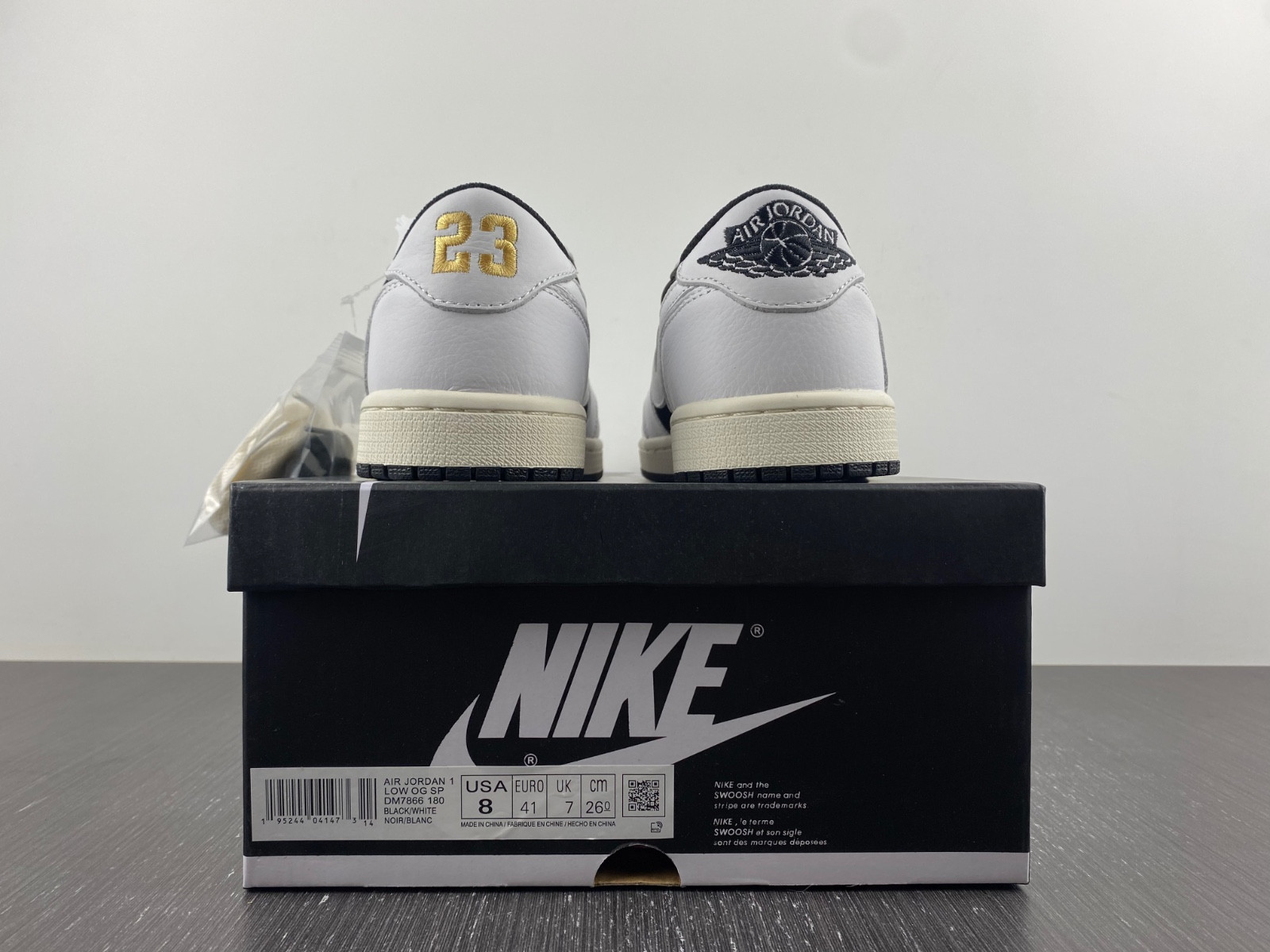 Travis Scott x Air Jordan 1 Low OG White Black DM7866-001