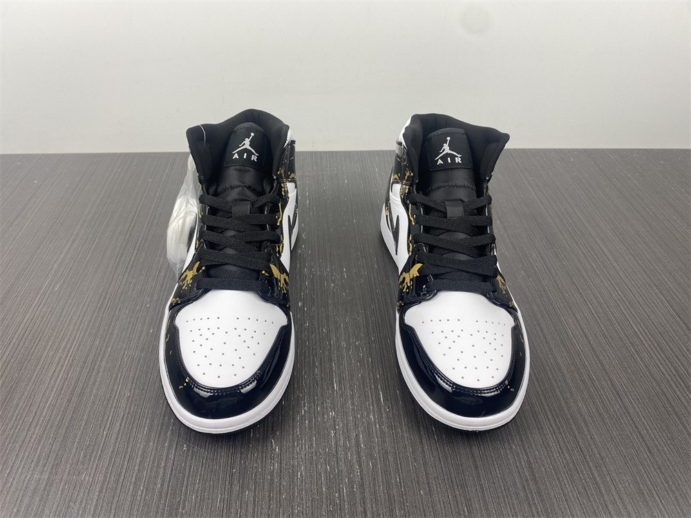 AIR JORDAN 1 MID 554724-132