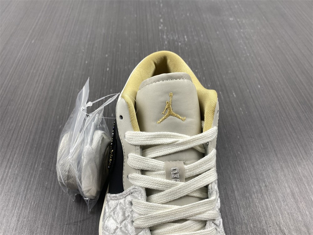 Air Jordan 1 Low Beaded DV1762-001