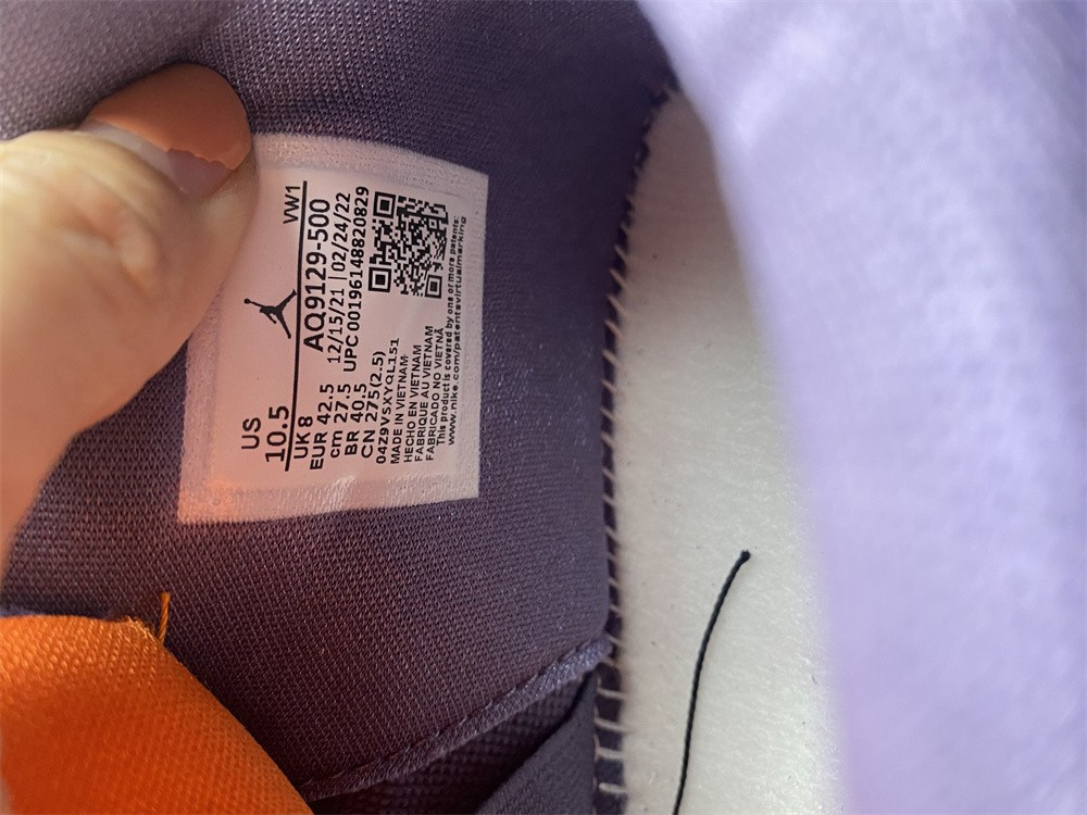 Air Jordan 4 WMNS “Canyon Purple” AQ9129-500