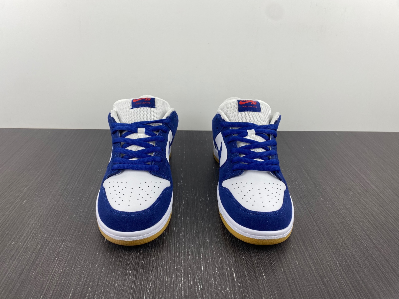 Nike SB Dunk Low “LA Dodgers” DO9395-400