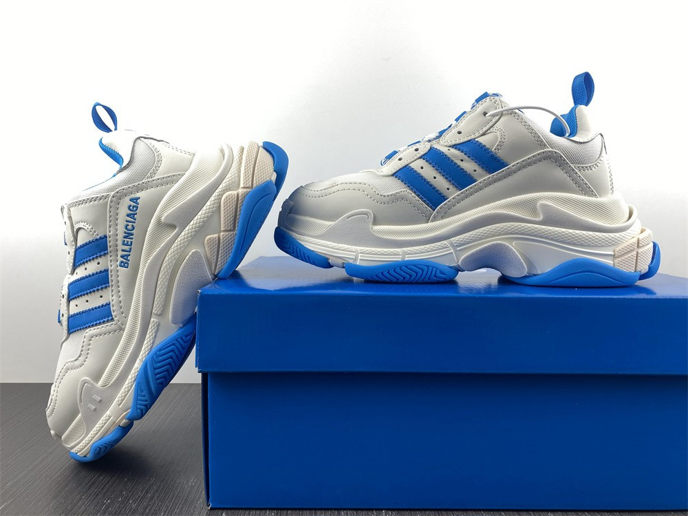 Ba*len*cia*ga triple s 71021 w5rh1 0680