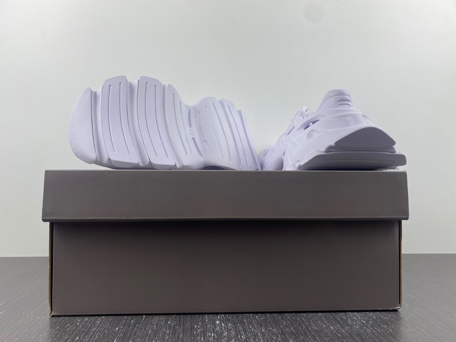 Ba*len*cia*ga blc* hd lace-up sneaker 702416w3ces0102