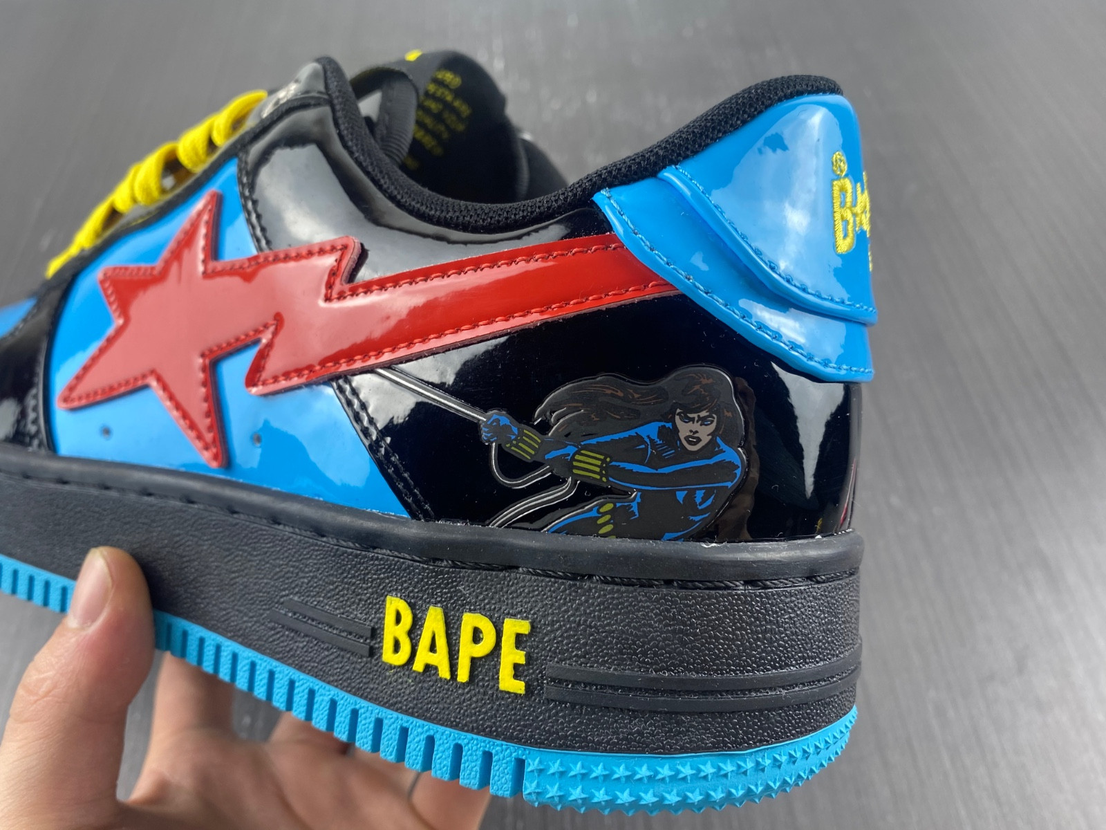 BAPE SNEAKERS