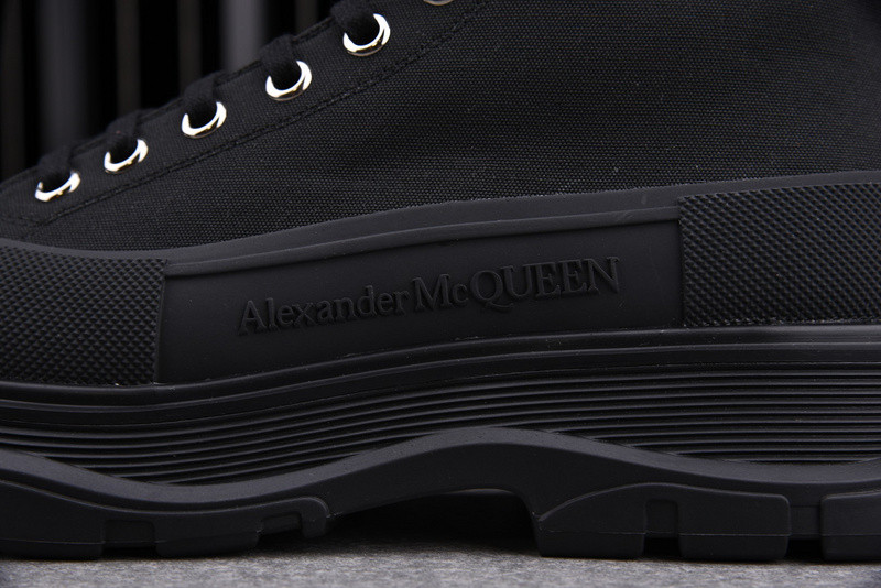 a1exa*der Mcqv*en sneaker