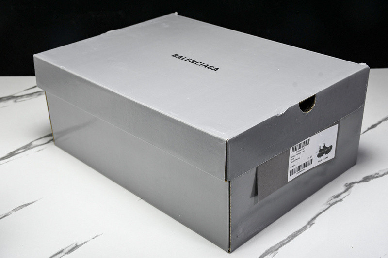 Ba1en*iaga hike black