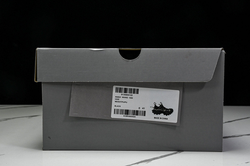 Ba1en*iaga hike black