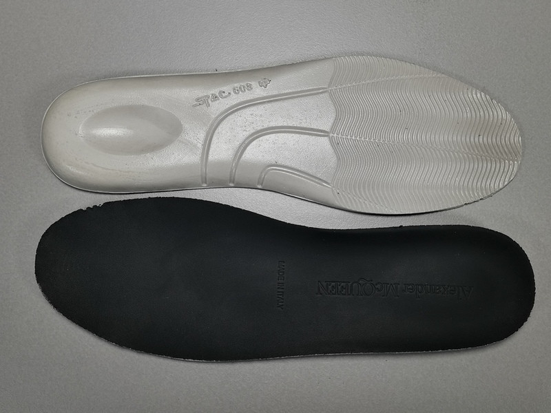 a1exa*der Mcqv*en sneaker